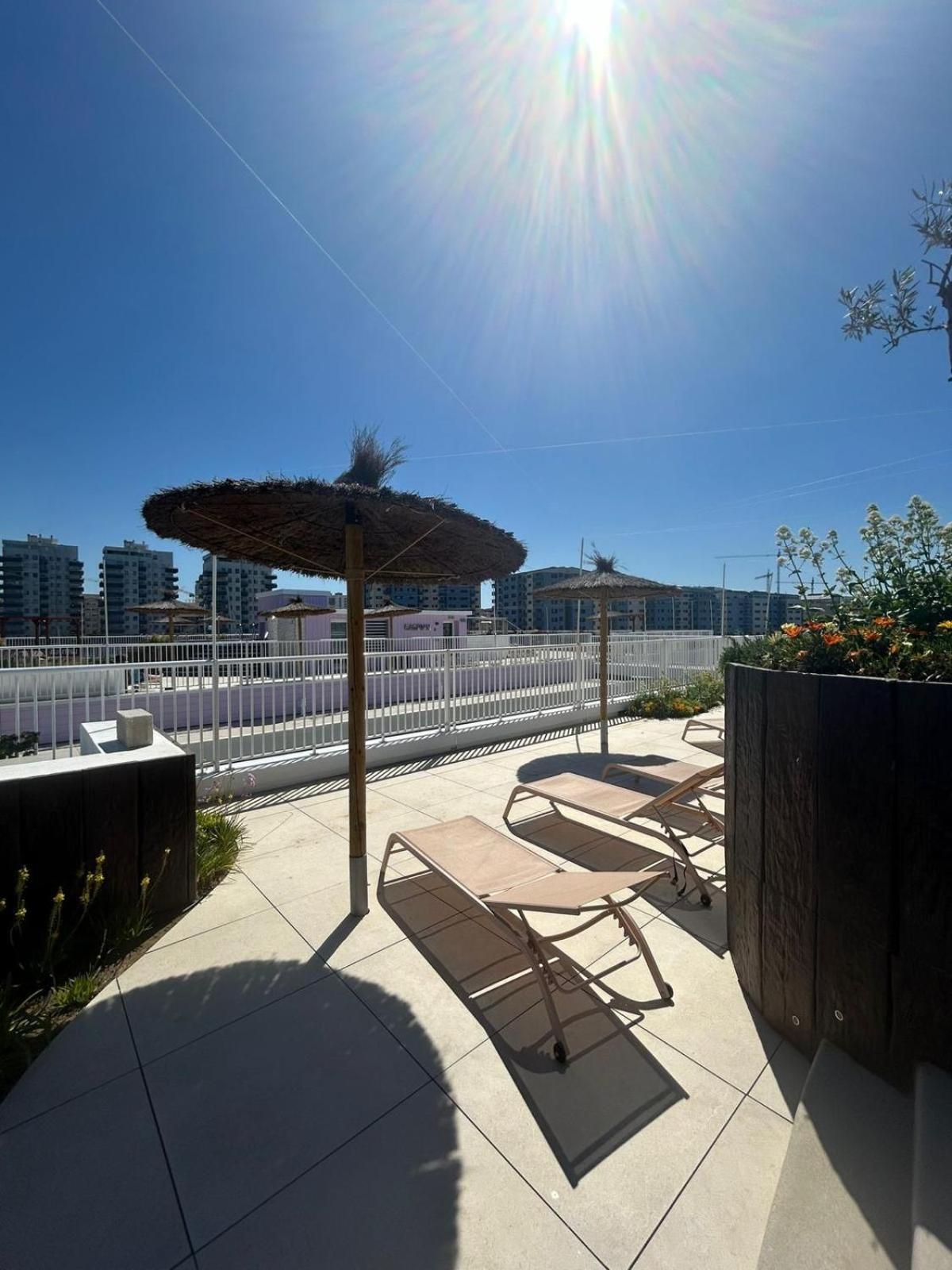 Marina Club Luxury Private Studio With Pool And Incredible Views Гибралтар Экстерьер фото