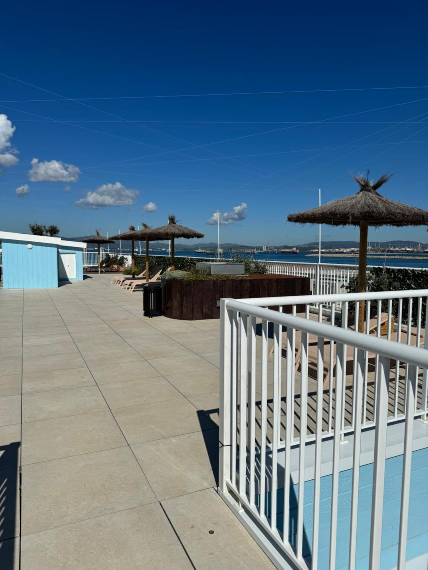 Marina Club Luxury Private Studio With Pool And Incredible Views Гибралтар Экстерьер фото